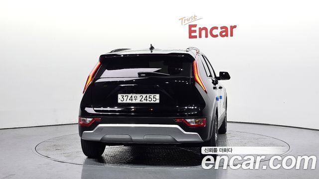 Kia Niro Prestige — пробег 107 558 км — фото 4 из 5