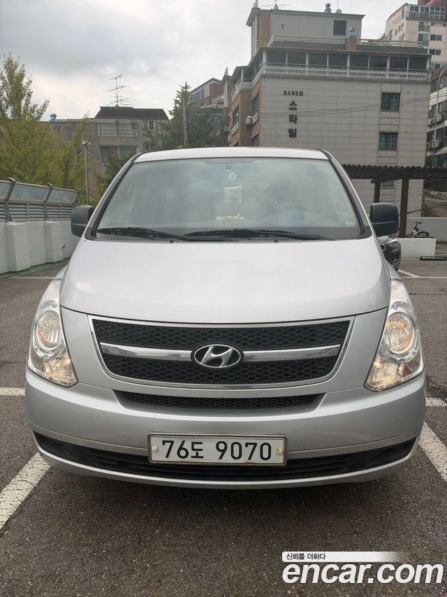 Hyundai Starex 12-Seater Wagon CVX Deluxe — пробег 77 005 км